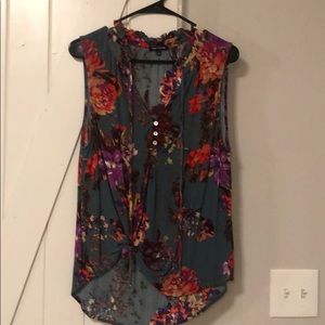 Pink Clover Top- Like New!